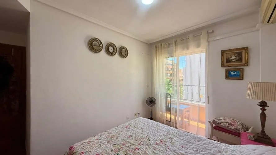 1 bedroom apartment for sale, Torrevieja, Spain No. 1922 № 13