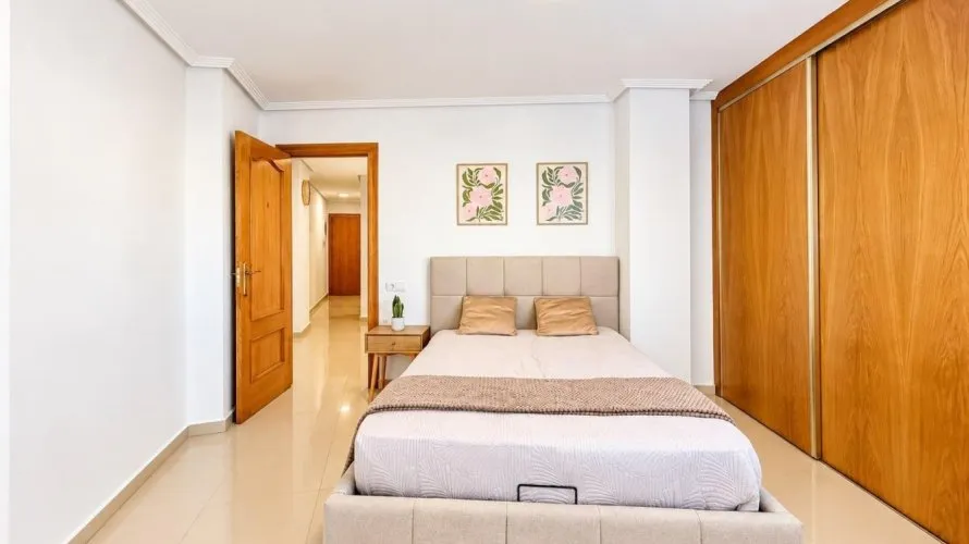 1 bedroom apartment for sale, Torrevieja, Spain No. 1909 № 5
