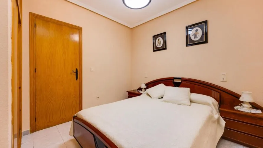 65m² apartment for sale, Torrevieja, Spain No. 1916 № 12