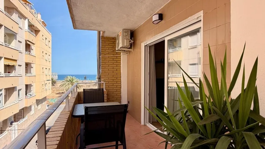 3 bedrooms apartment for sale, Torrevieja, Spain No. 1834 № 26