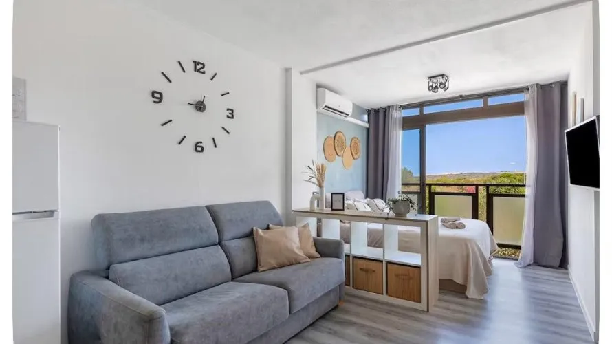 25m² apartment for sale, Torrevieja, Spain No. 1760 № 1