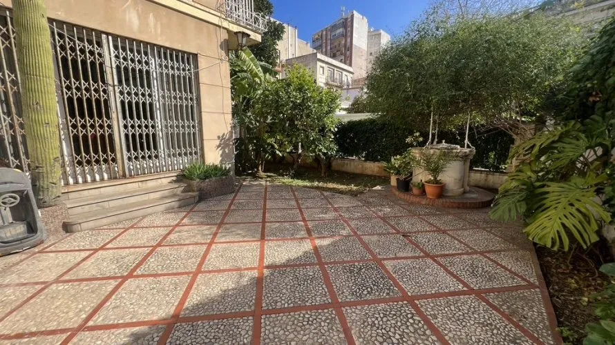 352m² villa for sale, Denia, Spain No. 1787 № 1
