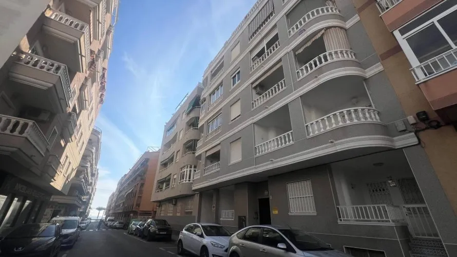 33m² garage for sale, Torrevieja, Spain No. 1828 № 7