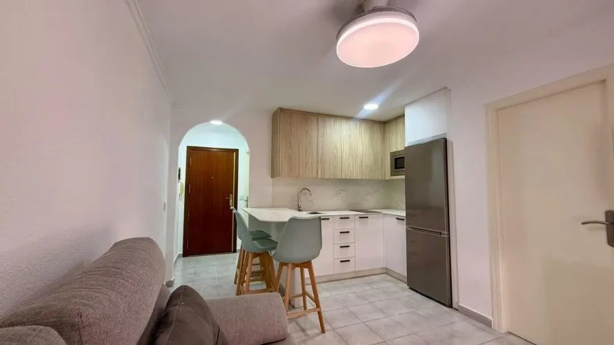 1 bedroom apartment for sale, Torrevieja, Spain No. 1807 № 18