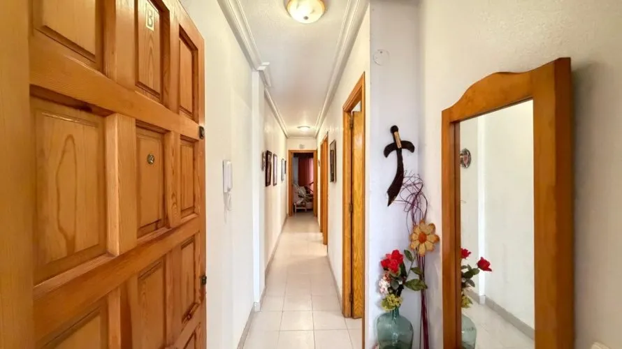 1 bedroom apartment for sale, Torrevieja, Spain No. 1901 № 28