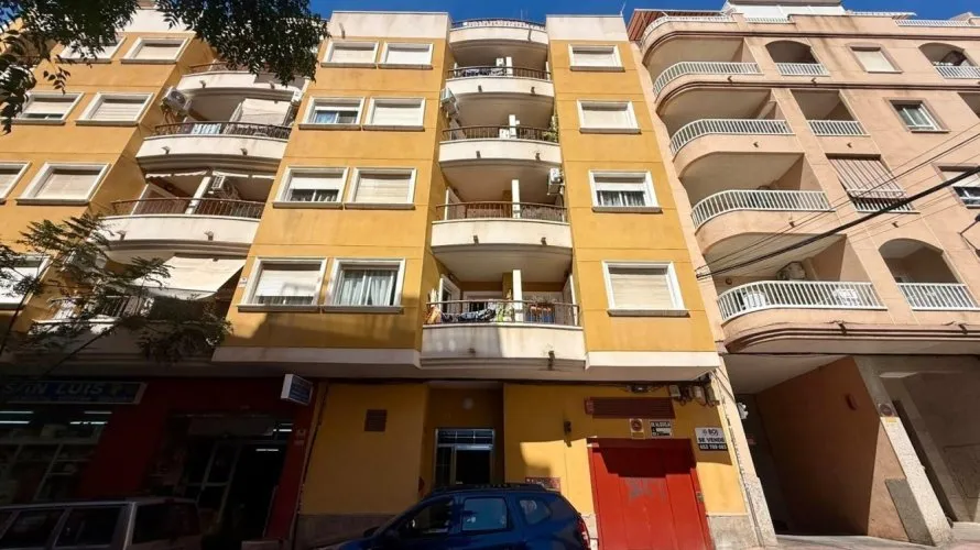 1 bedroom apartment for sale, Torrevieja, Spain No. 1922 № 1
