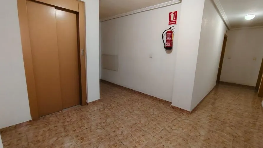 2 bedrooms apartment for sale, Torrevieja, Spain No. 1927 № 2