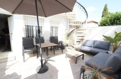 3 bedrooms bungalow for sale, Torrevieja, Spain No. 1883