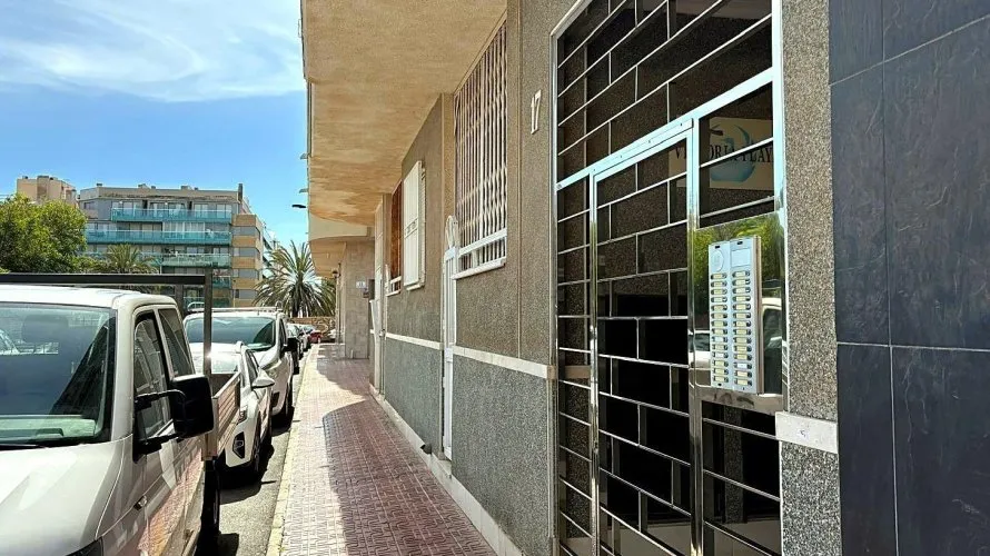 1 bedroom apartment for sale, Torrevieja, Spain No. 1822 № 3