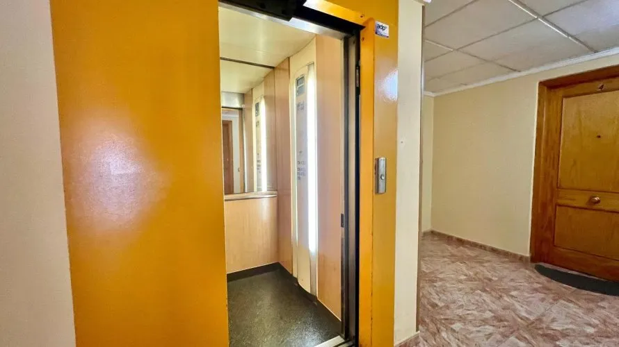 1 bedroom apartment for sale, Torrevieja, Spain No. 1871 № 20