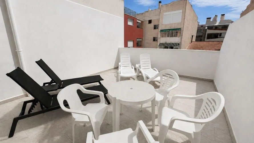 2 bedrooms penthouse for sale, Torrevieja, Spain No. 1773 № 24