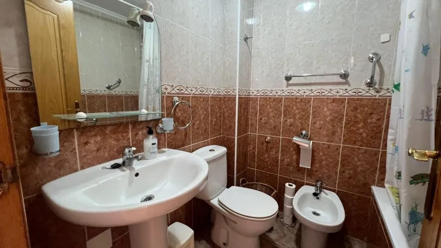 2 bedrooms apartment for sale, Torrevieja, Spain No. 1772 № 1