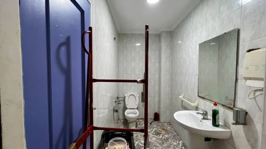 62m² commercial property for sale, Torrevieja, Spain No. 1923