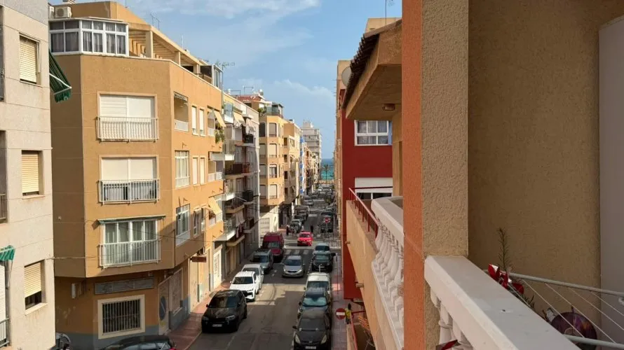 1 bedroom apartment for sale, Torrevieja, Spain No. 1880 № 3