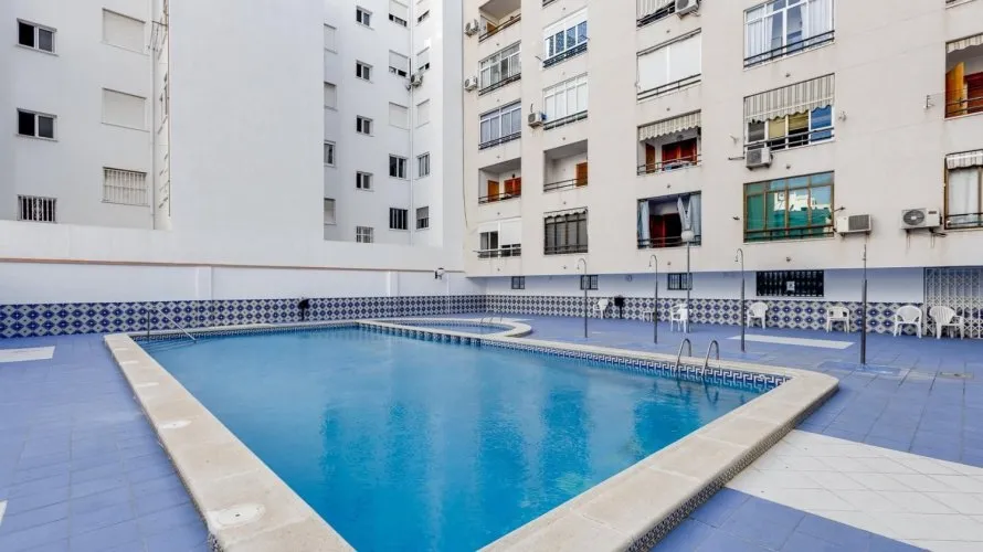 65m² apartment for sale, Torrevieja, Spain No. 1916 № 4