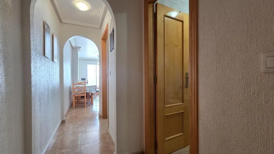 2 bedrooms apartment for sale, Torrevieja, Spain No. 1811 № 4