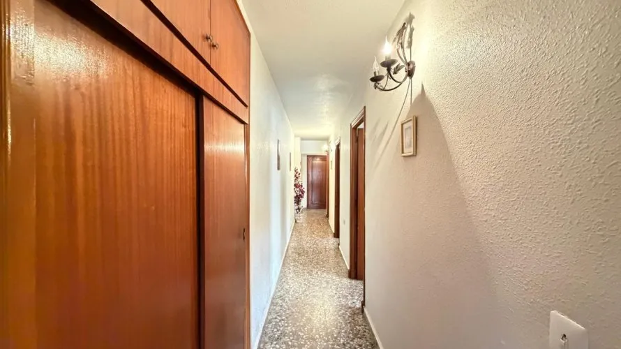 3 bedrooms apartment for sale, Torrevieja, Spain No. 1863 № 1