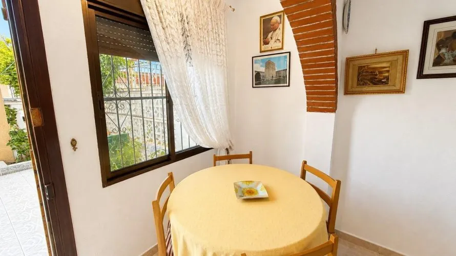 3 bedrooms bungalow for sale, Torrevieja, Spain No. 1836 № 9