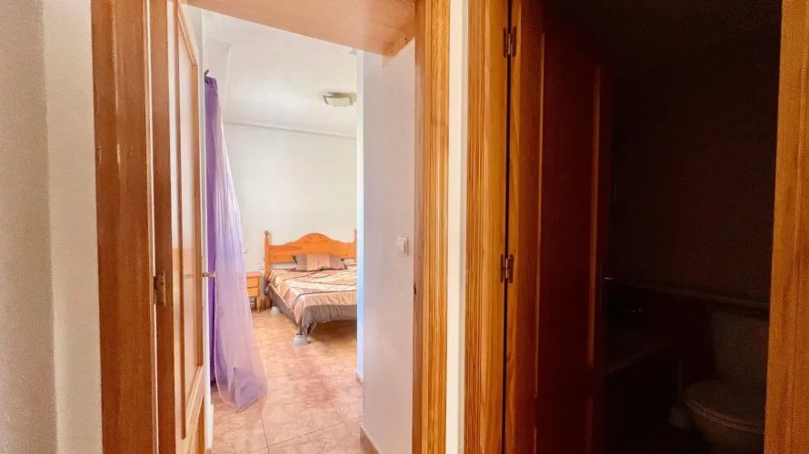 1 bedroom apartment for sale, Torrevieja, Spain No. 1853 № 17