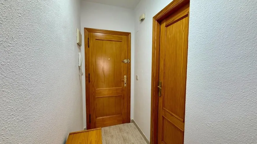 2 bedrooms apartment for sale, Torrevieja, Spain No. 1865 № 4
