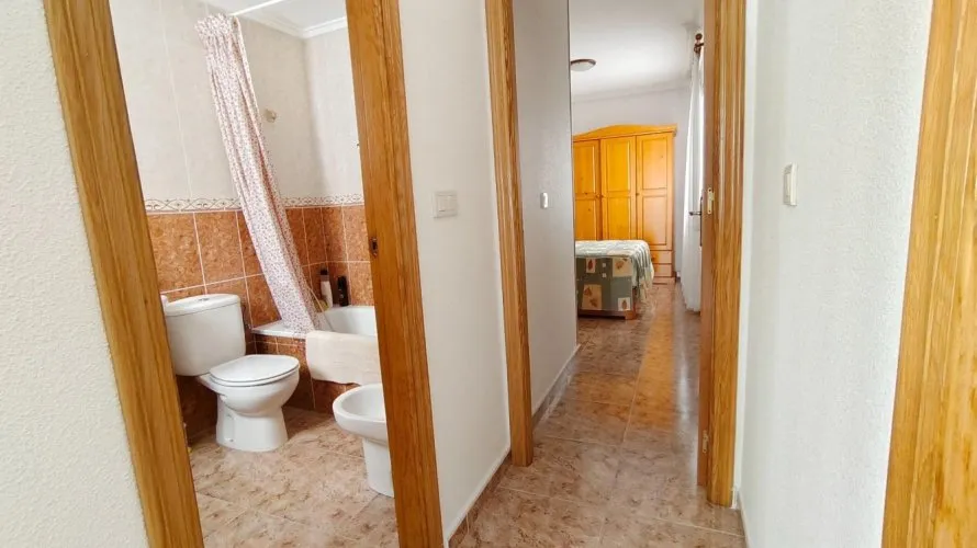 2 bedrooms apartment for sale, Torrevieja, Spain No. 1927 № 5