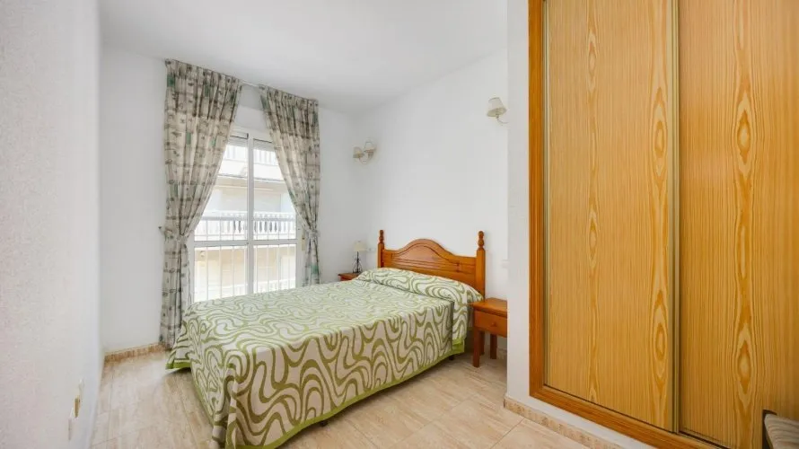 1 bedroom apartment for sale, Torrevieja, Spain No. 1759 № 17