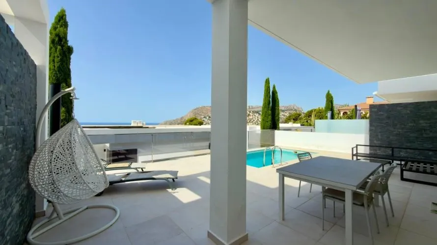4 bedrooms villa for sale, Calpe, Spain No. 1758 № 25