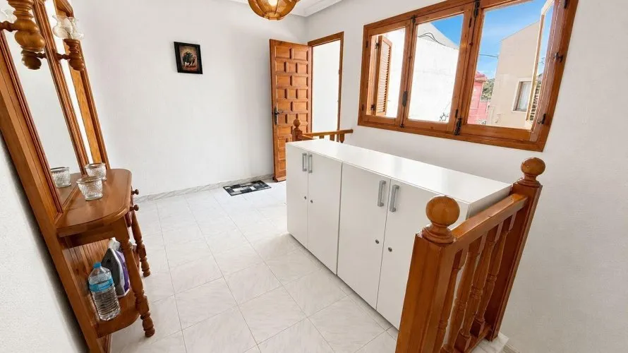 2 bedrooms penthouse for sale, Torrevieja, Spain No. 1773 № 3