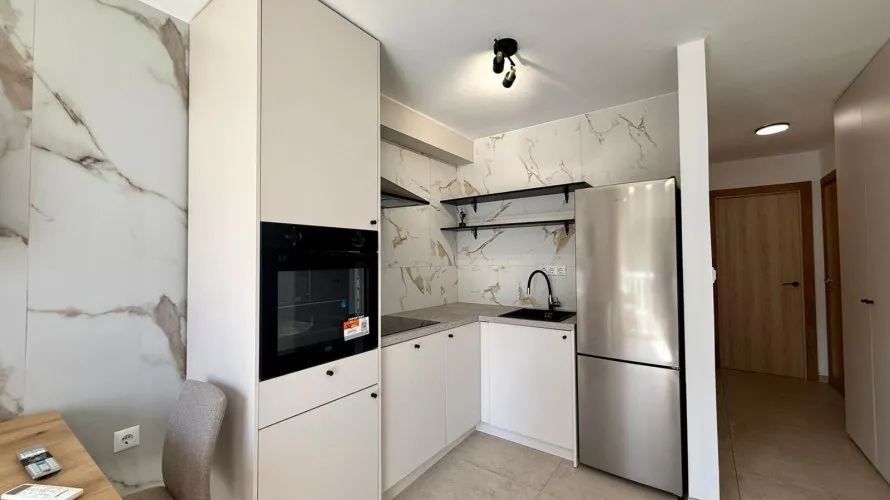 1 bedroom penthouse for sale, Torrevieja, Spain No. 1808 № 13