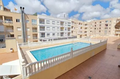 2 bedrooms apartment for sale, Torrevieja, Spain No. 1811