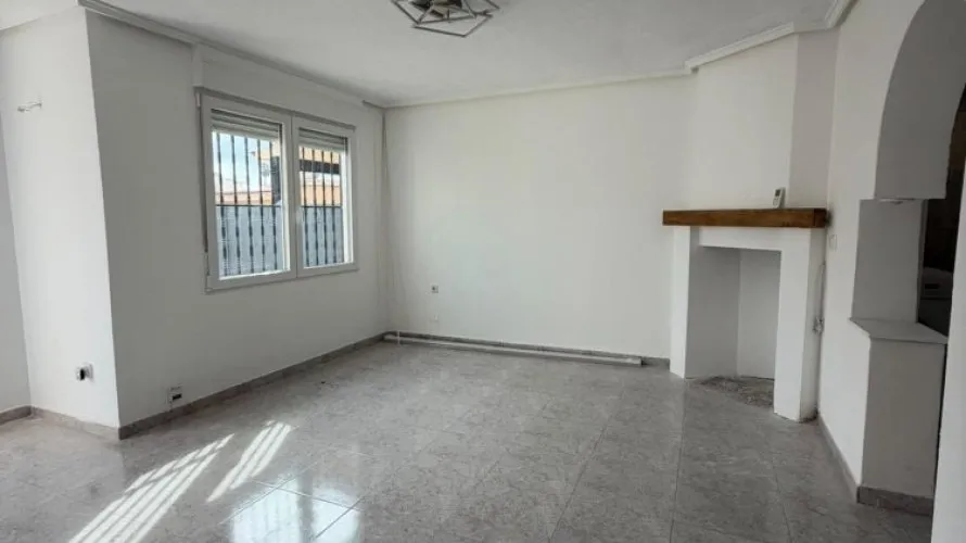 1 bedroom bungalow for sale, Torrevieja, Spain No. 1975 № 16