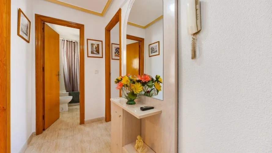61m² penthouse for sale, Torrevieja, Spain No. 1944 № 28