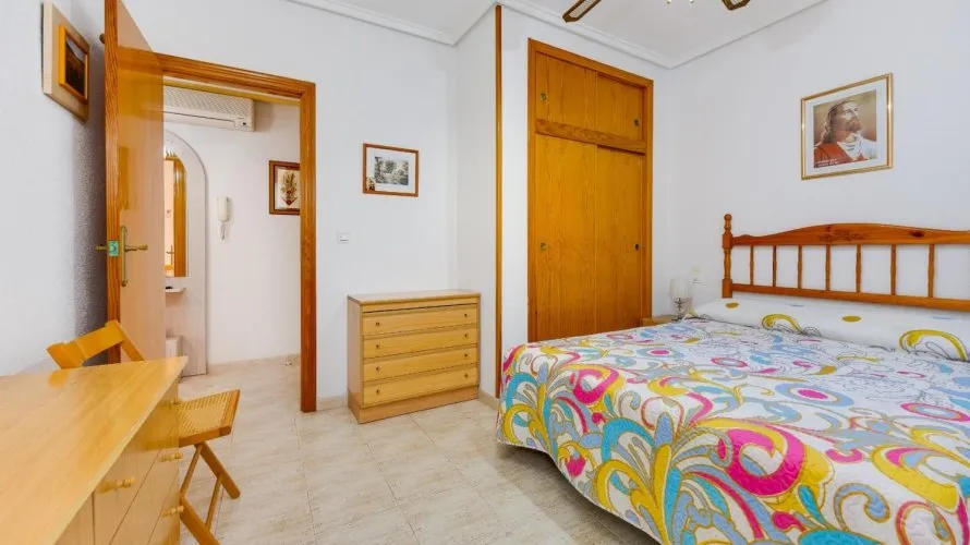 61m² penthouse for sale, Torrevieja, Spain No. 1944 № 15