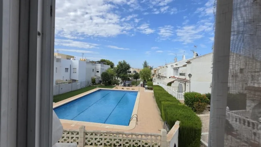 1 bedroom bungalow for sale, Torrevieja, Spain No. 1969 № 7