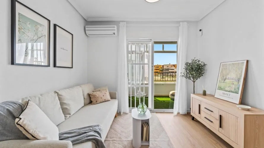 68m² apartment for sale, Torrevieja, Spain No. 1957 № 23