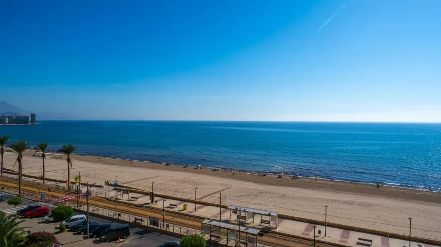 3 bedrooms apartment for sale, El Campello, Spain No. 1933 № 18