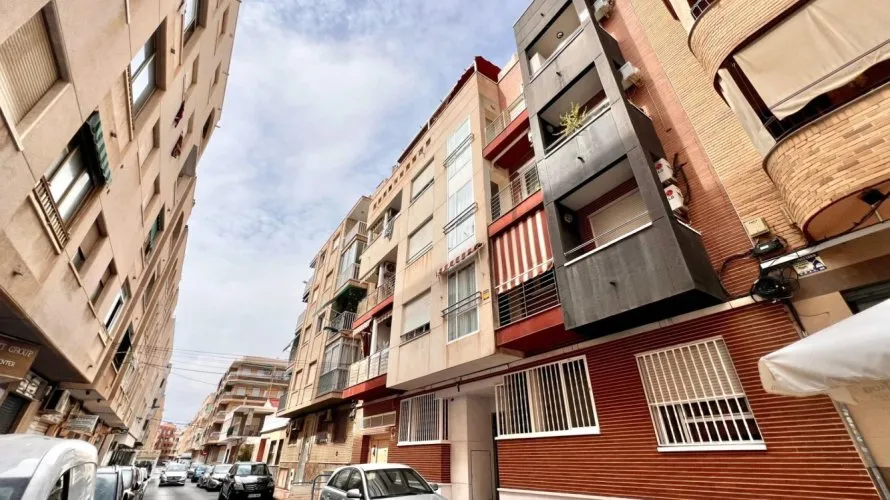 2 bedrooms apartment for sale, Torrevieja, Spain No. 1965 № 27