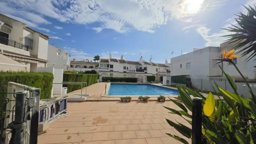 1 bedroom bungalow for sale, Torrevieja, Spain No. 1969 № 27