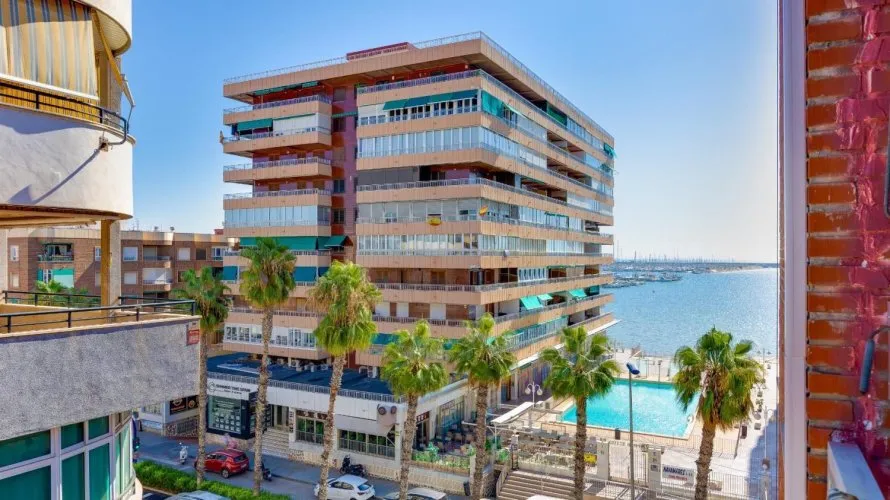 70m² apartment for sale, Torrevieja, Spain No. 1940 № 21