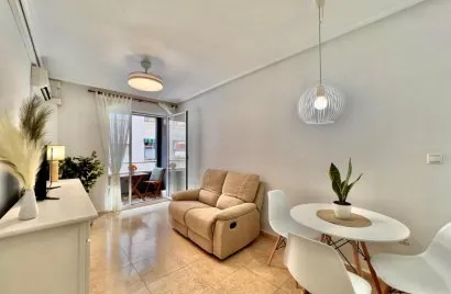 2 bedrooms apartment for sale, Torrevieja, Spain No. 1965