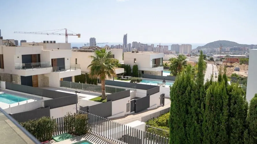 4 bedrooms villa for sale, Finestrat, Spain No. 1984