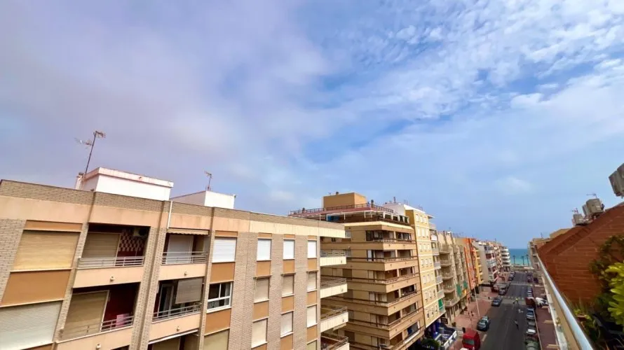 2 bedrooms penthouse for sale, Torrevieja, Spain No. 1966 № 3