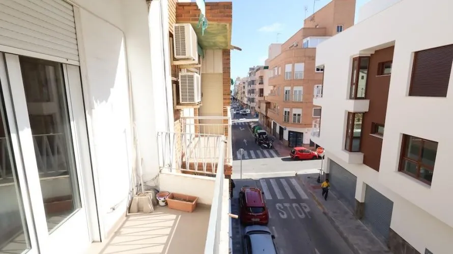 3 bedrooms apartment for sale, Torrevieja, Spain No. 1932 № 6