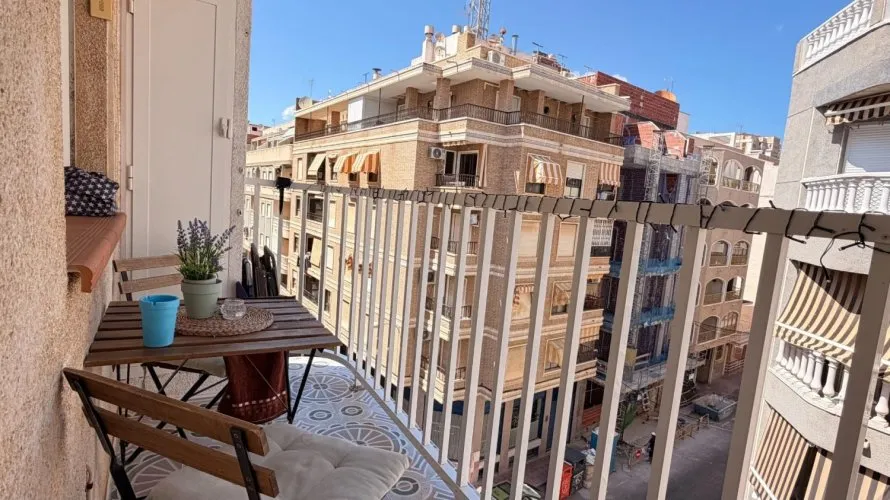 1 bedroom apartment for sale, Torrevieja, Spain No. 1977 № 16