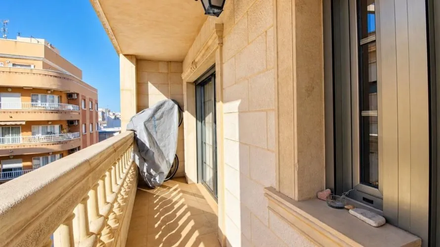 124m² apartment for sale, Torrevieja, Spain No. 1982 № 23