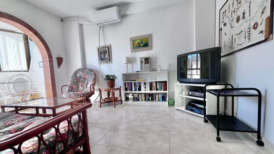 65m² apartment for sale, Torrevieja, Spain No. 1952 № 23