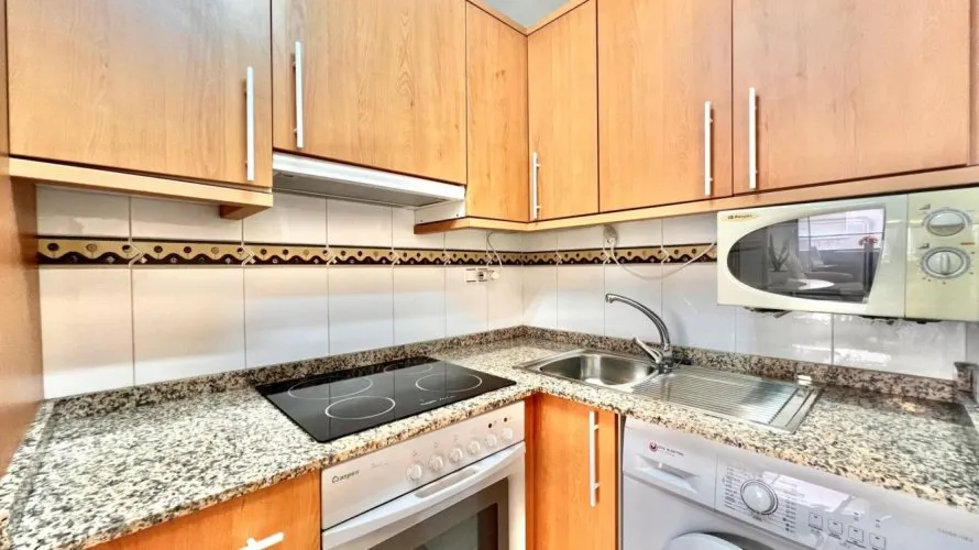 2 bedrooms apartment for sale, Torrevieja, Spain No. 1965 № 4